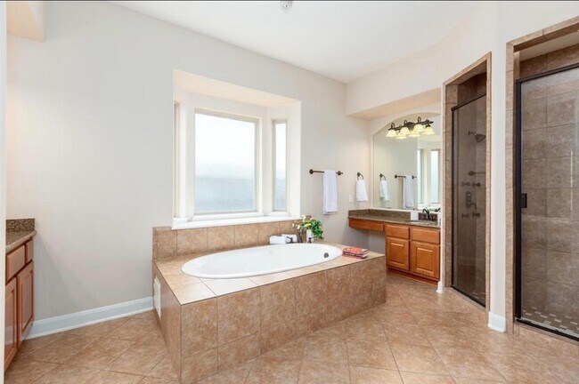 Building Photo - 2207 Bayou Cove Ln