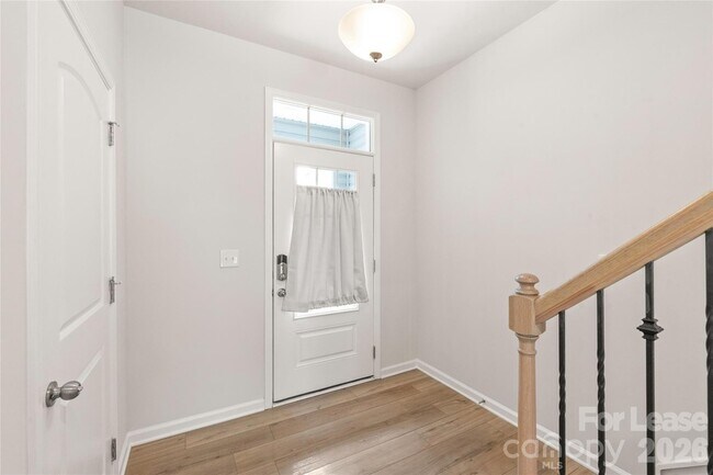 Building Photo - 5612 Axil Ln
