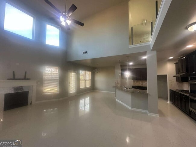 Building Photo - 3368 Alhambra Cir