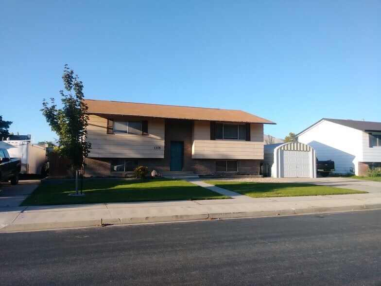 Building Photo - 1375 E 550 S