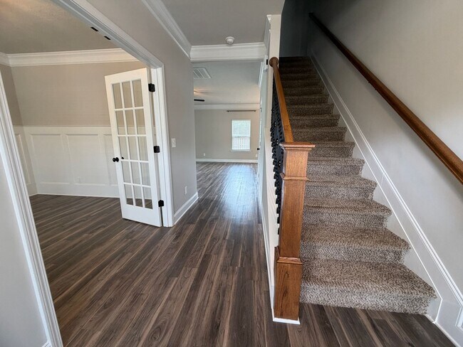 Building Photo - Gregory Landing - Aiken County