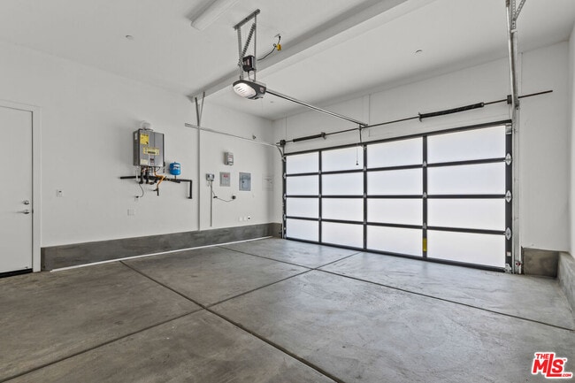 Building Photo - 20723 Deer Grass Ct