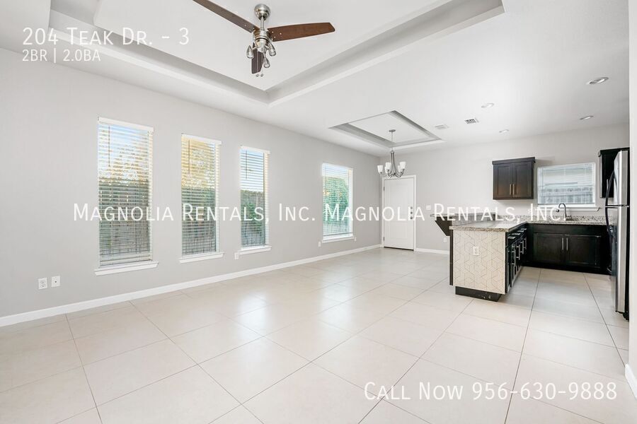 Building Photo - 204 Teak Dr