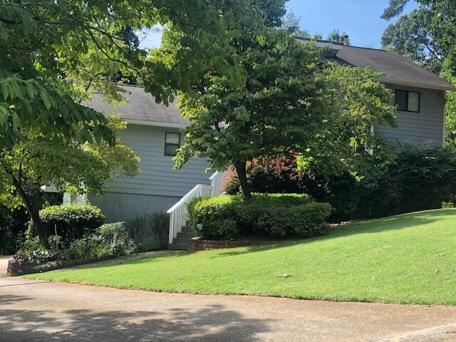 Home Front - 1493 Scarlet Ct NE