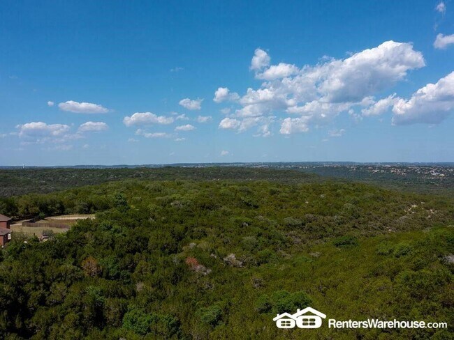 Building Photo - 206 Varco Dr
