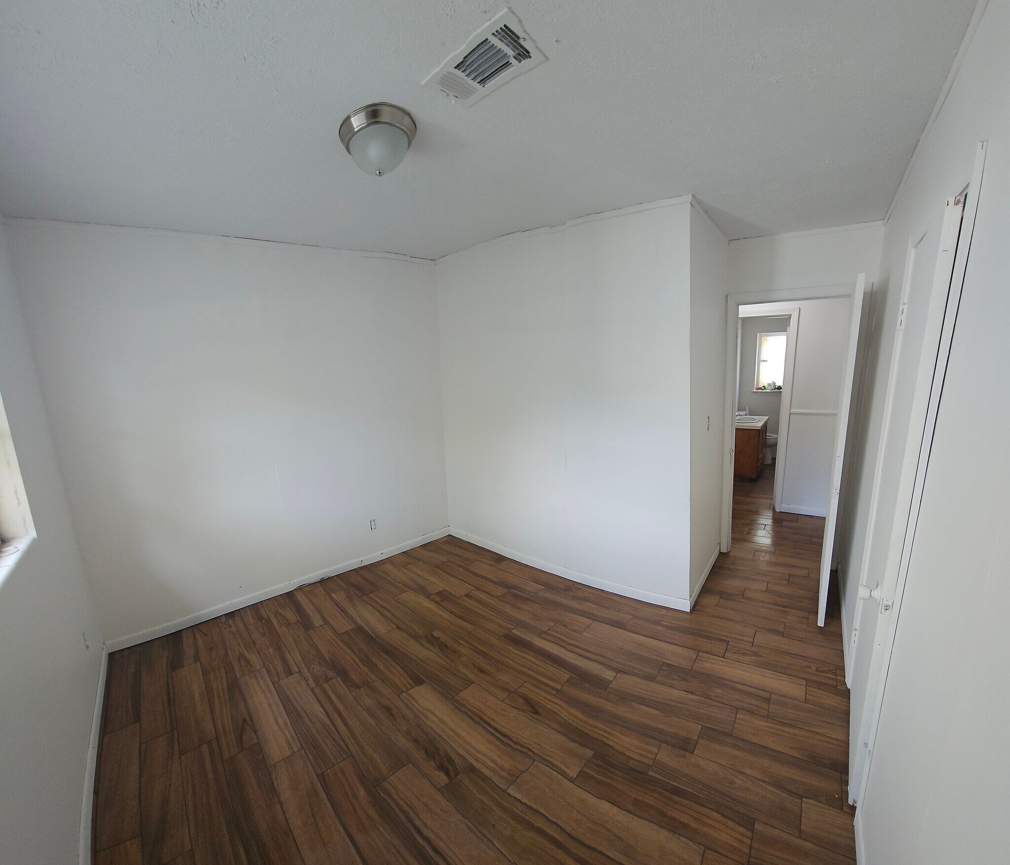 Building Photo - 221 Edison Drive