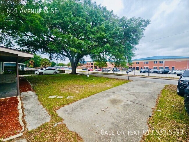 Building Photo - 609 Ave G SE