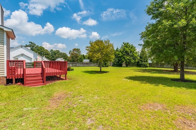 Building Photo - Beautiful Ranch Home with Large Fenced in Yard - Willow Spring - Available July 1st!