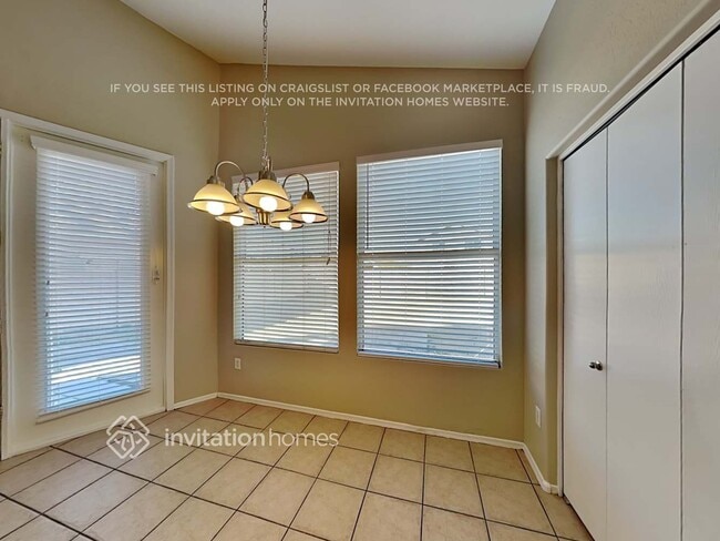 Building Photo - 13446 W Keim Dr