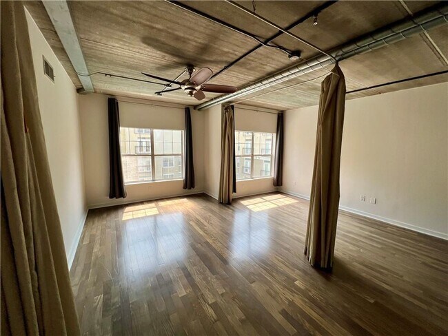 Building Photo - 800 Peachtree St NE