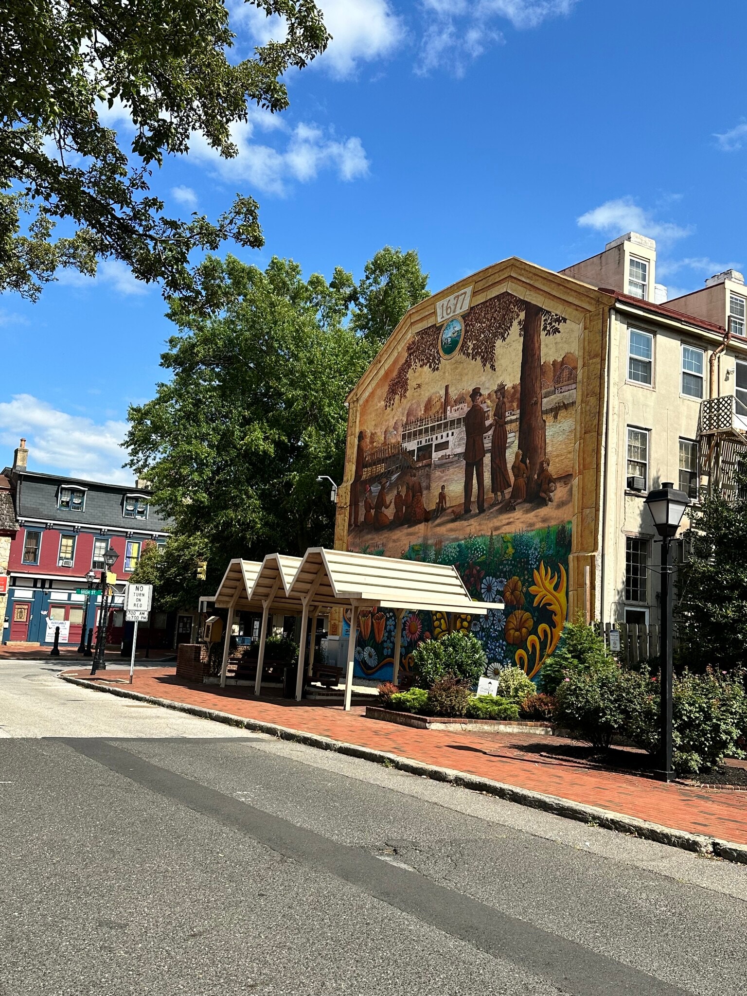 Historic OLDE CITY PARK with newly painted mural - 328 High St