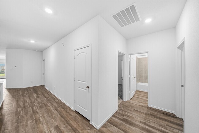 Building Photo - 6015 Mocha Palms Dr