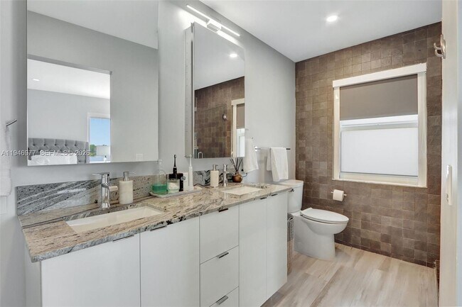 Building Photo - 15481 SW 47th Terrace