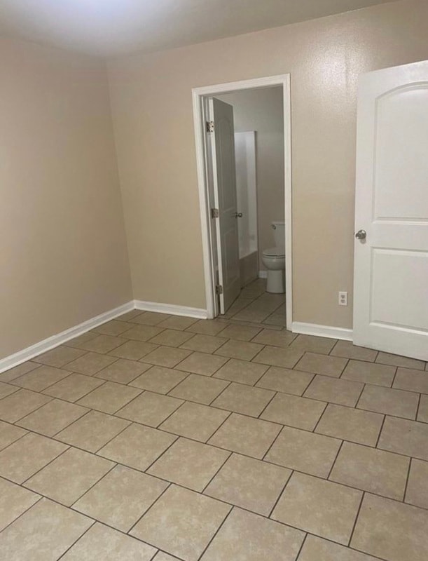 Building Photo - 7922 Dorsett Dr
