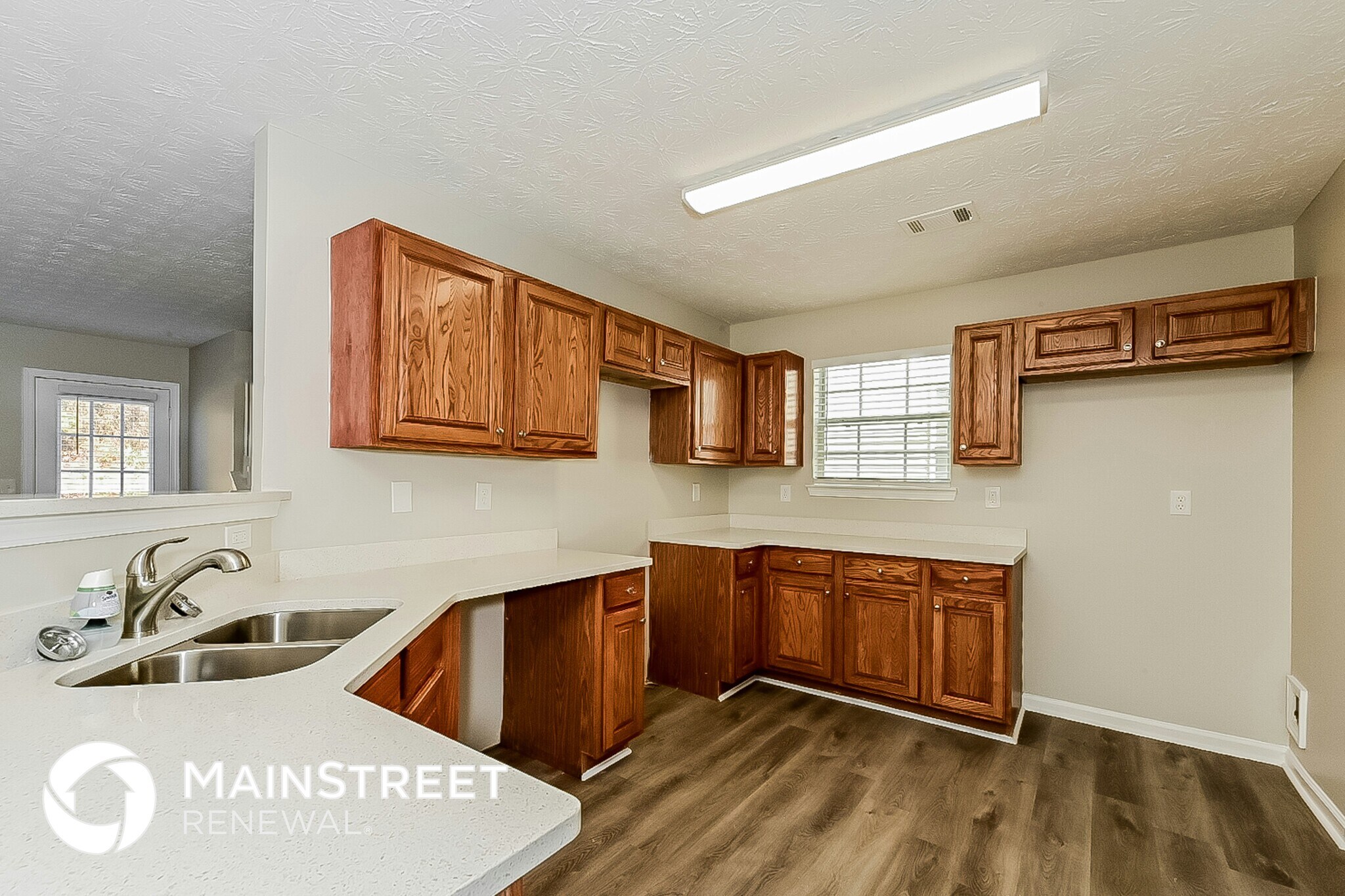Building Photo - 7507 Garnet Dr