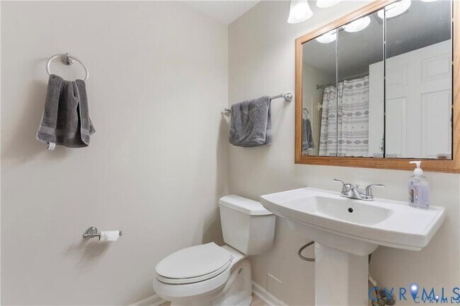 Building Photo - 3218 Matilda Cove