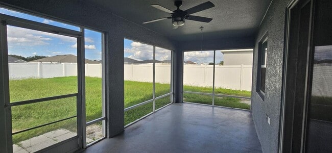 Building Photo - 5371 SE 92nd St