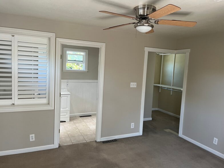 Master Bedroom - 304 Dechene Ave