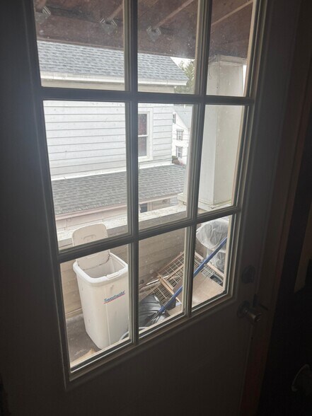 Building Photo - 20 Walnut St