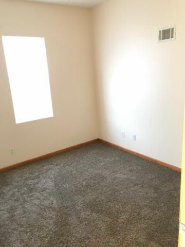 Building Photo - 2773 N. 27th Street - 3 Bedroom Upper