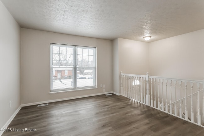 Building Photo - 8509 Gainsborough Dr