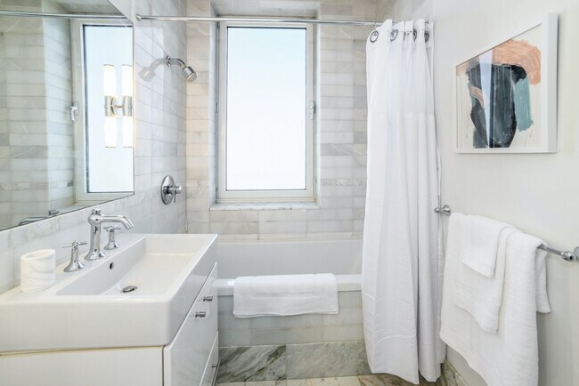 Building Photo - 4515 Desantis Ct