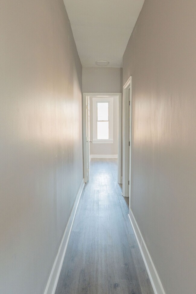 Building Photo - 1237 Carroll St