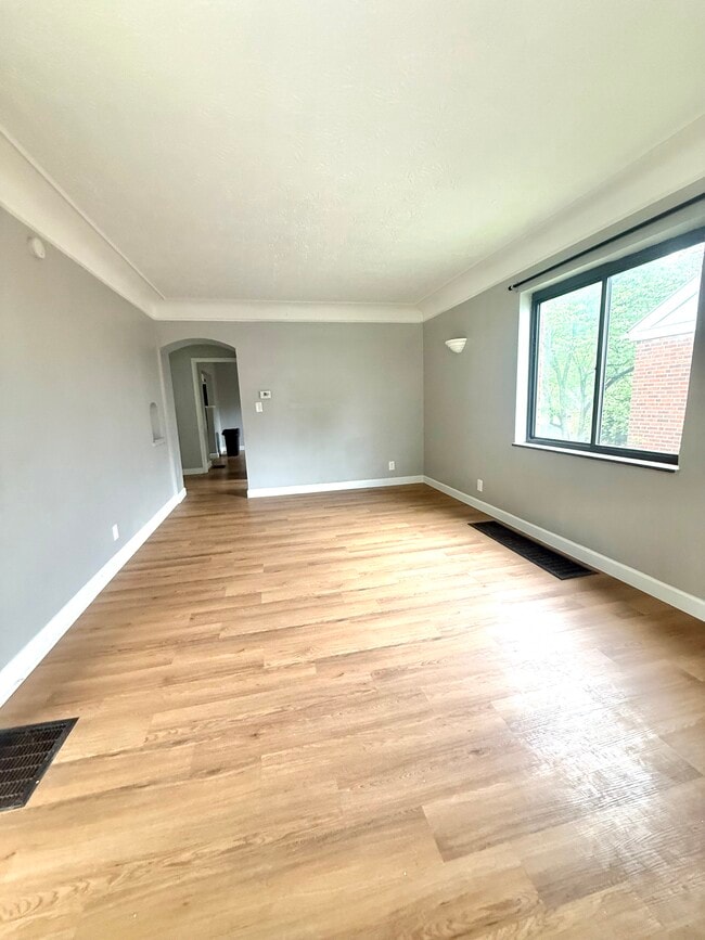 Building Photo - 1131 Wilmont Ct