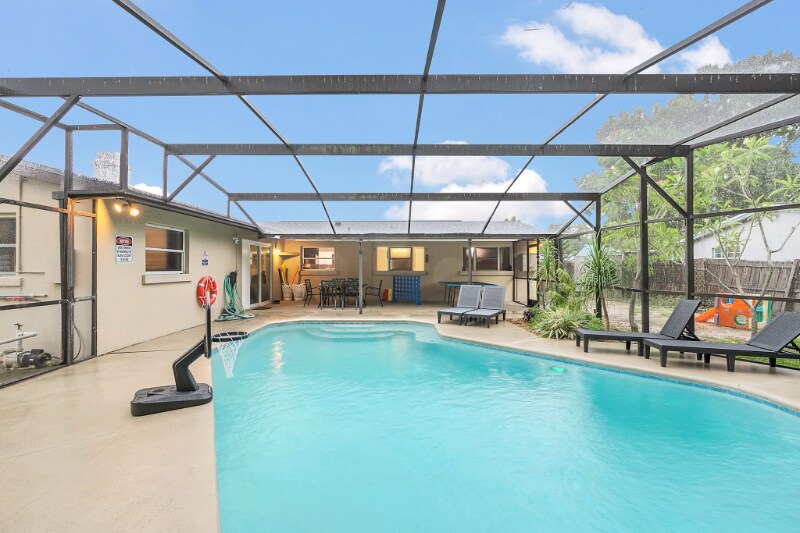 Building Photo - 2445 Keiser Ct