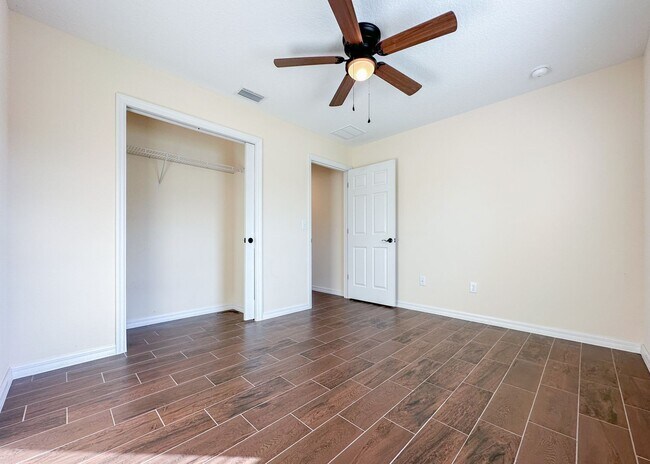 Building Photo - 2680 SW 156th Ln