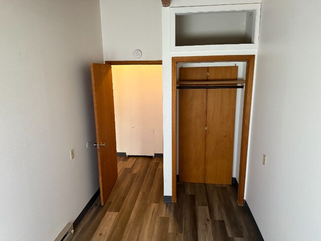 Building Photo - 224 Halsey St