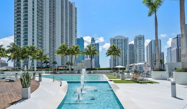 Building Photo - 90 SW 3rd St