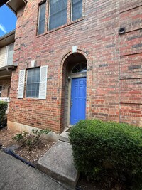 Building Photo - 12401 Los Indios Trail