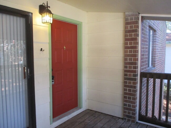 Building Photo - 2bed/1bath condo in convenient location......