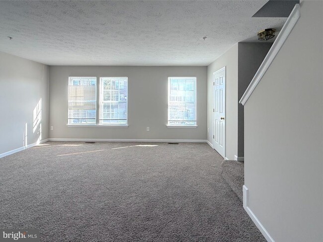 Building Photo - 9899 Decatur Rd