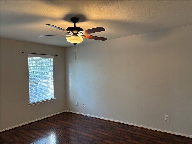 Building Photo - 20903 Shady Isle Ct