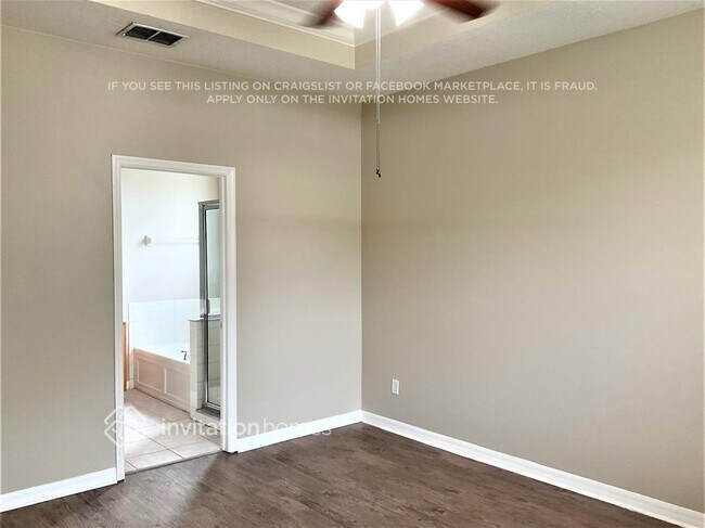 Building Photo - 11238 Madison Park Dr
