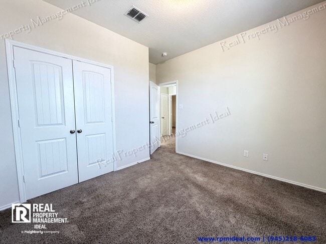 Building Photo - 4009 Bighorn Dr