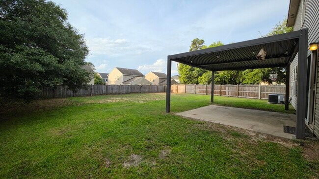 Building Photo - 147 Niblick Dr
