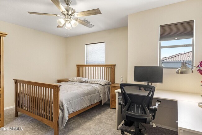 Building Photo - 9025 S 6th St