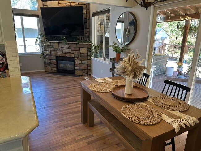 Building Photo - Beautiful Spanaway Home in Quiet Neighborhood