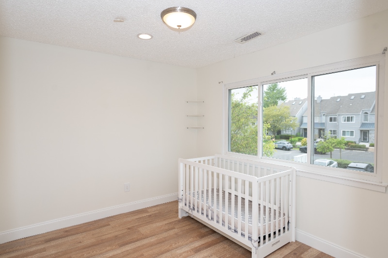 Building Photo - 526 Chanticleer