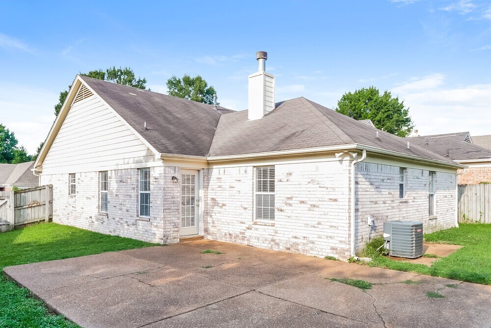 Building Photo - 10104 Cross Hill Dr