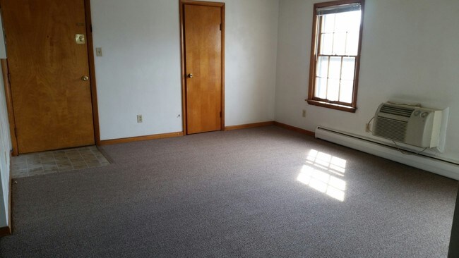 Living Room - Castle Noll Properties, LLC