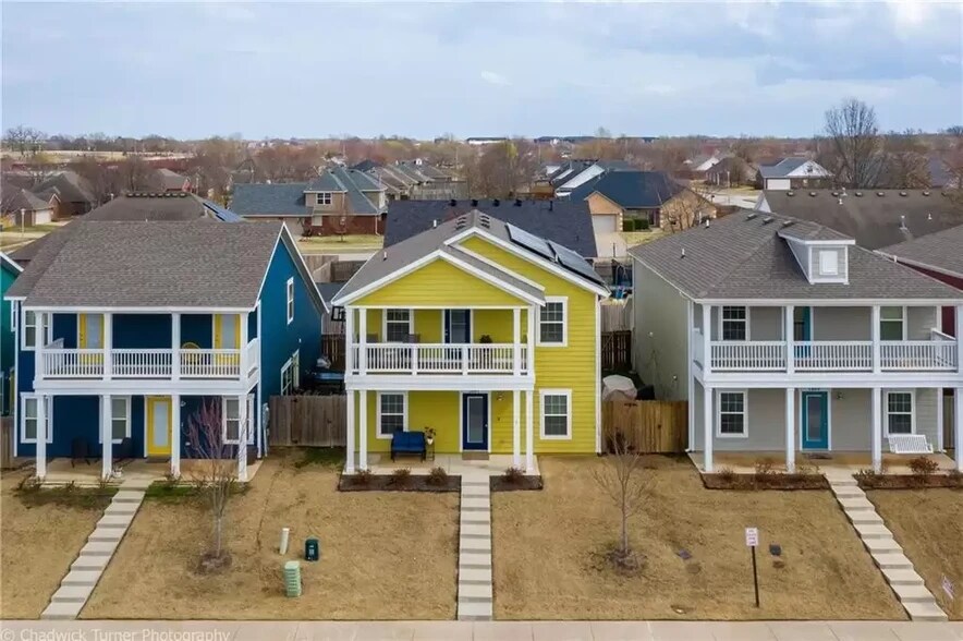 Building Photo - 3807 SW Peachwood Dr