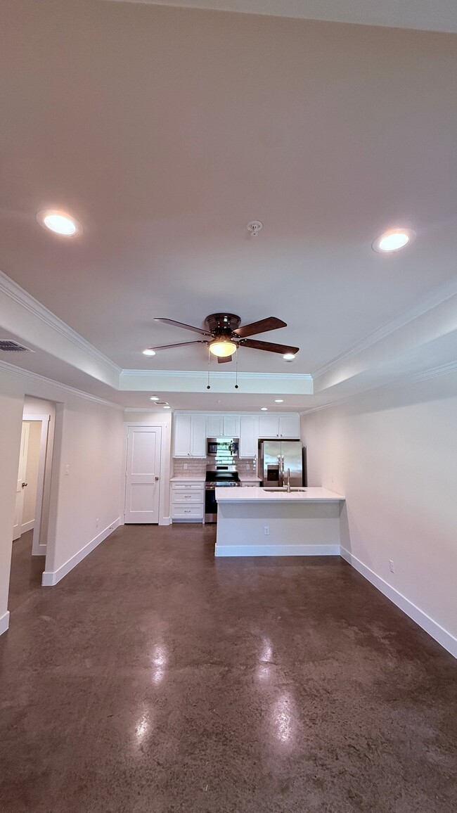 Building Photo - 241 Co Rd 2521