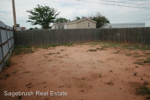 Building Photo - 1233 Purdue Ave