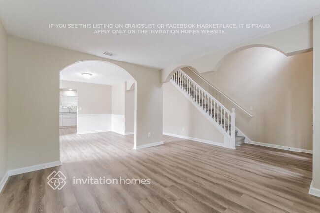 Building Photo - 521 Michael Cir