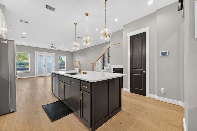 Building Photo - 4508 Hardy St