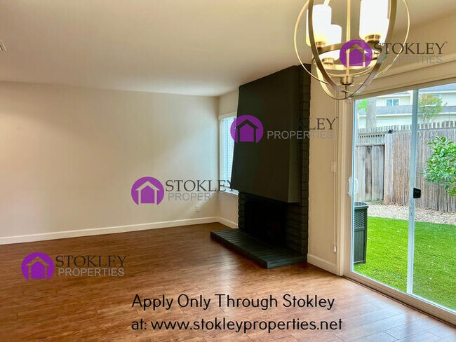 Building Photo - 1659 Siskiyou Dr